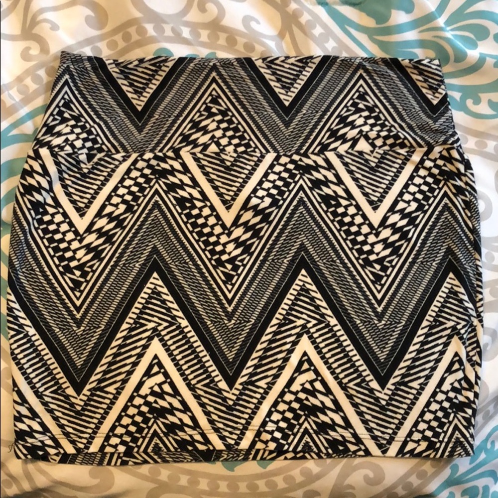 Mini Skirt - Picture 1 of 2